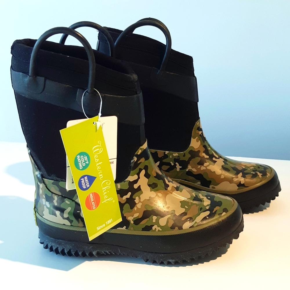 Wilderness camo rain / winter boots